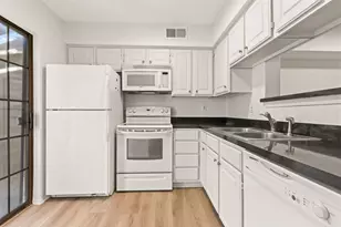 5757 E University Blvd, Dallas, TX 75206 - Photo 3