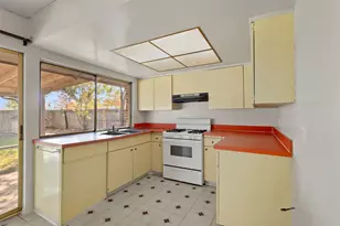 1400 Ridgecrest Dr, Plano, TX 75074 - Photo 9