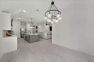 816 Tesslynn Ave, Godley, TX 76044 - Photo 17