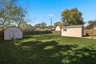 3513 Bewley St, North Richland Hills, TX 76117 - Photo 19