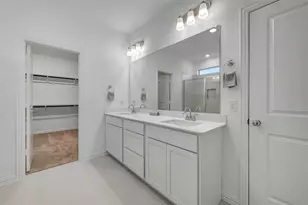 2913 Classical Dr, Denton, TX 76226 - Photo 5