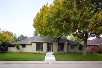 10009 Apple Creek Drive, Dallas, TX 75243 - Photo 3