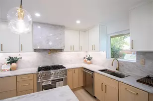 10009 Apple Creek Dr, Dallas, TX 75243 - Photo 15