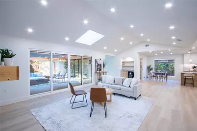 10009 Apple Creek Drive, Dallas, TX 75243 - Photo 19