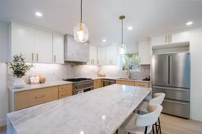 10009 Apple Creek Drive, Dallas, TX 75243 - Photo 7