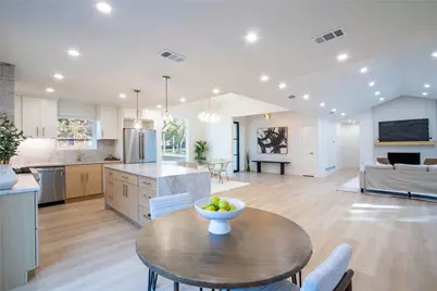 10009 Apple Creek Drive, Dallas, TX 75243 - Photo 11