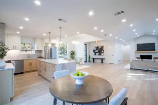 10009 Apple Creek Dr, Dallas, TX 75243 - Photo 11