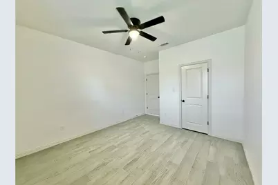 5609 San Jacinto Drive, Granbury, TX 76048 - Photo 17