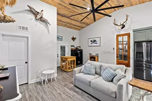 428 12th St, Valley Mills, TX 76689 - Photo 27