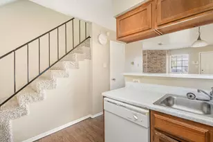 2243 Aspen Dr, Dallas, TX 75227 - Photo 9