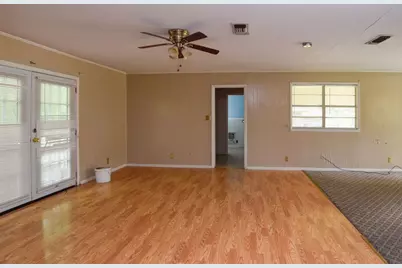 109 Olive Street, Mount Vernon, TX 75457 - Photo 5