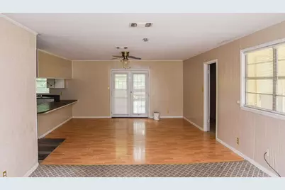 109 Olive Street, Mount Vernon, TX 75457 - Photo 3