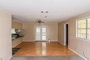 109 Olive St, Mount Vernon, TX 75457 - Photo 3