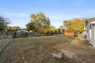4235 Clark College Dr, Dallas, TX 75241 - Photo 29