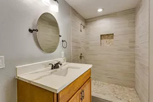 2725 Livingston Ave, Fort Worth, TX 76110 - Photo 13