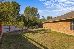 4044 St Christian St, Fort Worth, TX 76119 - Photo 29