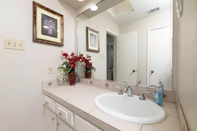 4909 Queen Court, Fort Worth, TX 76103 - Photo 31