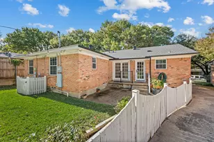 11706 Cimarec St, Dallas, TX 75218 - Photo 23