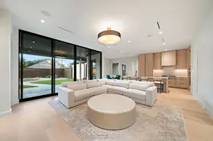 6912 Crystal Falls Dr, Plano, TX 75024 - Photo 9