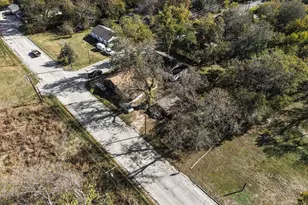 625 Denison St, Gainesville, TX 76240 - Photo 7