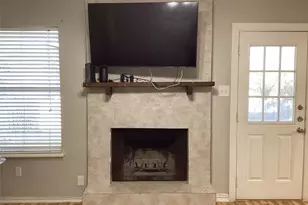 5915 Willow Branch Dr, Arlington, TX 76017 - Photo 7