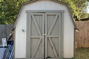 5915 Willow Branch Dr, Arlington, TX 76017 - Photo 21