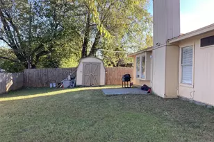 5915 Willow Branch Dr, Arlington, TX 76017 - Photo 25