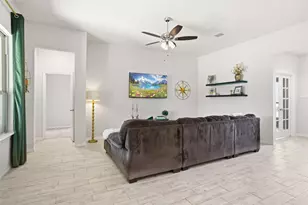 2673 River Bank Dr, Burleson, TX 76028 - Photo 9