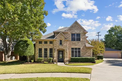 1060 Rosewood Drive, Grapevine, TX 76051 - Photo 1