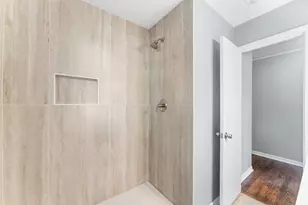 8155 Shafter Dr, Dallas, TX 75227 - Photo 9