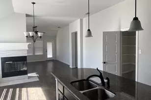 1819 Isabella Ct, Glenn Heights, TX 75154 - Photo 7