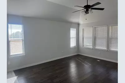 1819 Isabella Court, Glenn Heights, TX 75154 - Photo 15