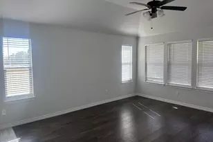 1819 Isabella Ct, Glenn Heights, TX 75154 - Photo 15