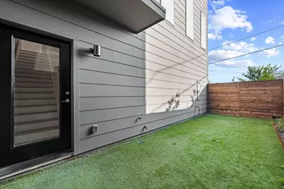 1715 Bennett Avenue #105, Dallas, TX 75206 - Photo 29