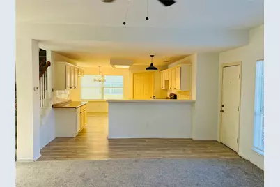 830 San Jacinto Drive, Grand Prairie, TX 75052 - Photo 13