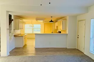 830 San Jacinto Dr, Grand Prairie, TX 75052 - Photo 13