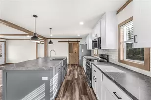 5824 Thousand Oaks Dr, Joshua, TX 76058 - Photo 5