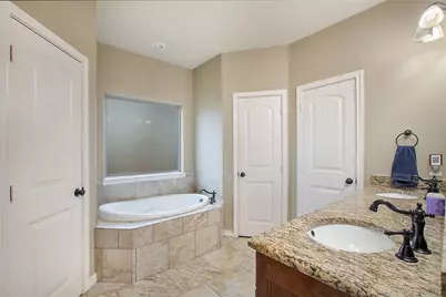 6 Starview Drive, Star Harbor, TX 75148 - Photo 17