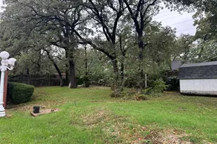 532 Plainview Dr, Hurst, TX 76054 - Photo 11