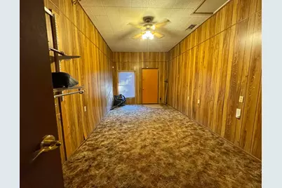 401 Vaughn Street, Burkburnett, TX 76354 - Photo 21
