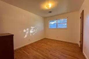 401 Vaughn St, Burkburnett, TX 76354 - Photo 17