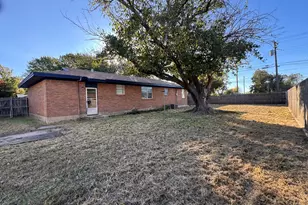 401 Vaughn St, Burkburnett, TX 76354 - Photo 5