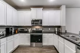 1264 Jones Trl, Lewisville, TX 75077 - Photo 11
