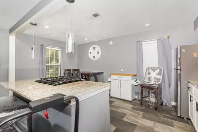 1642 Ash Street, Grand Prairie, TX 75050 - Photo 7