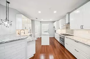 213 Sherwood Dr, Murphy, TX 75094 - Photo 9