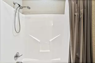 1299 Blackmon Rd, Van Alstyne, TX 75495 - Photo 19