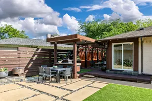 803 Brookhurst Dr, Dallas, TX 75218 - Photo 3