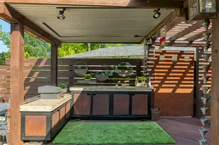 803 Brookhurst Dr, Dallas, TX 75218 - Photo 9