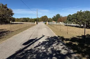 600 Joyce St, Weatherford, TX 76085 - Photo 9