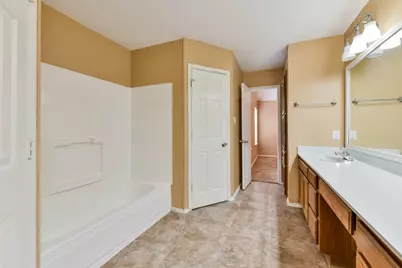 6412 Woodcreek Trail, Fort Worth, TX 76179 - Photo 11